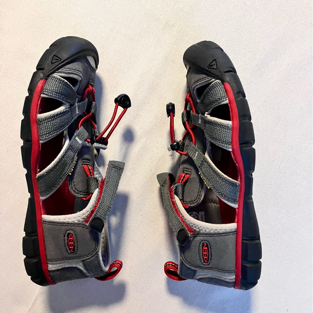 Keen Kid’s Seacamp II CNX Water Sandals Size 3 Gray Red - Picture 4 of 11